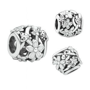 Openwork White Daisy Flower Charm